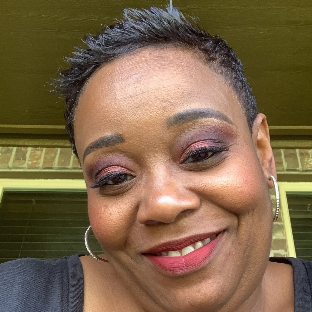 Meet your Posher, Tiffany